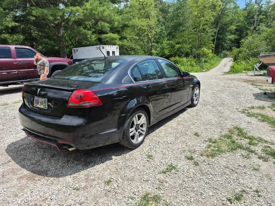 2009 Pontiac G8 - Image 2 of 6
