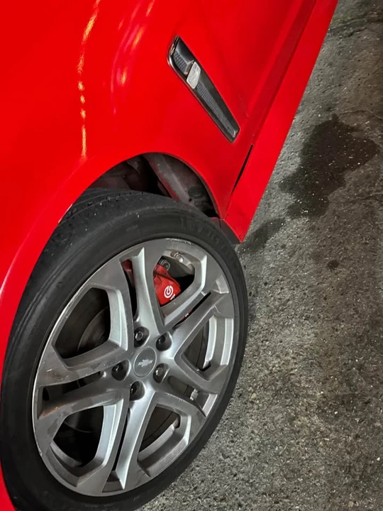 2009 Pontiac G8 - Image 2 of 6