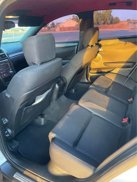2009 Pontiac G8 - Image 10 of 18