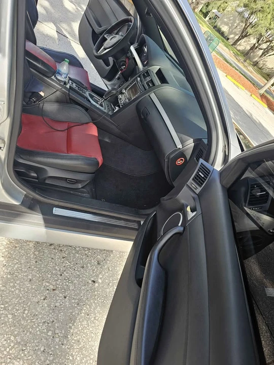 2009 Pontiac G8 - Image 6 of 9