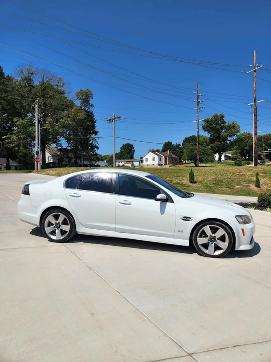 2009 Pontiac G8 - Image 2 of 14