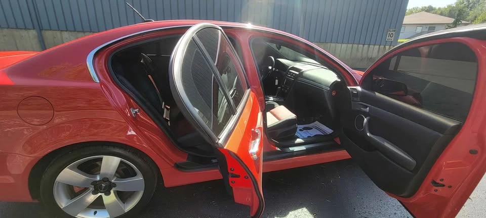 2009 Pontiac G8 - Image 10 of 20
