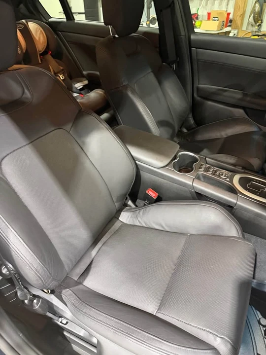 2009 Pontiac G8 - Image 11 of 12