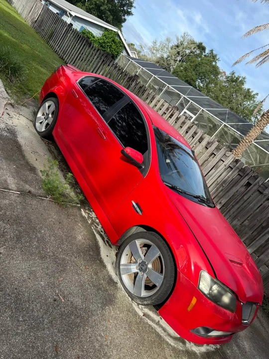 2009 Pontiac G8 - Image 2 of 10