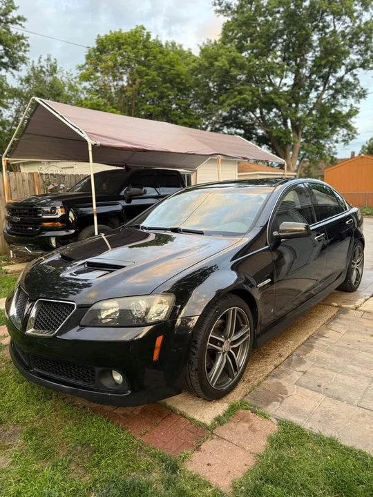 2009 Pontiac G8 - Image 2 of 9