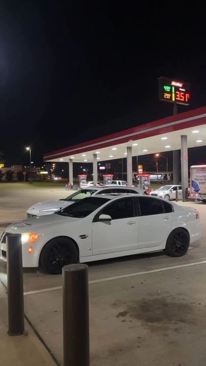 2009 Pontiac G8 - Image 3 of 3