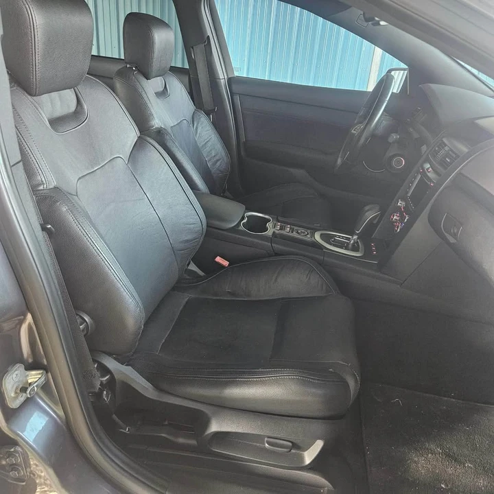 2009 Pontiac G8 - Image 6 of 10