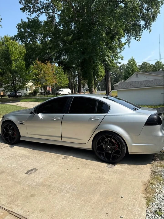 2009 Pontiac G8 - Image 2 of 4