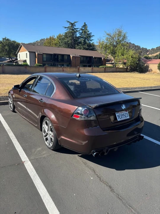 2009 Pontiac G8 - Image 2 of 10