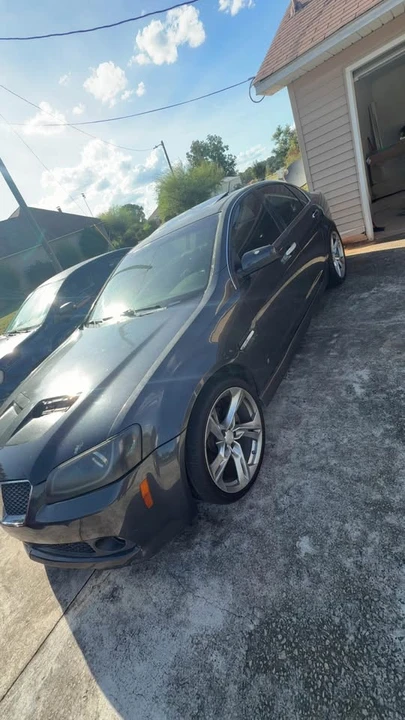 2009 Pontiac G8 - Image 2 of 3