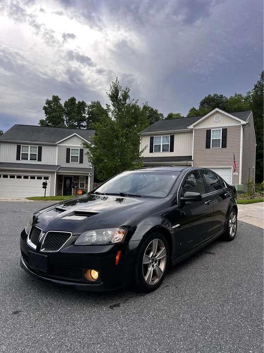 2009 Pontiac G8 - Image 2 of 8