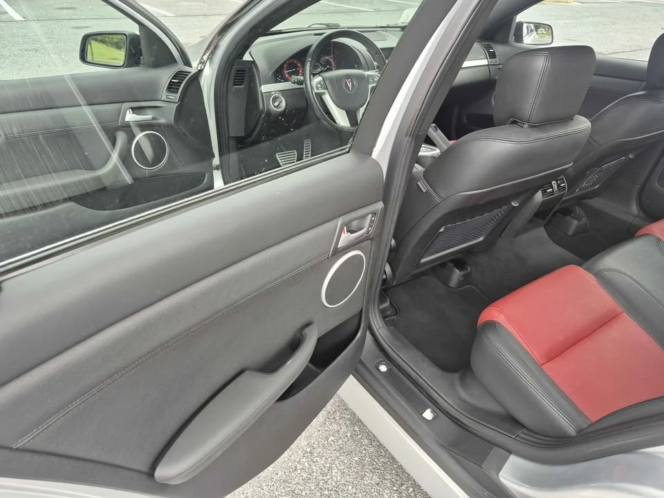 2009 Pontiac G8 - Image 10 of 12