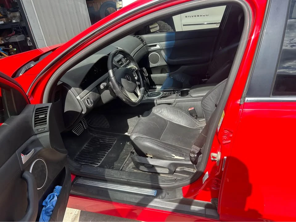 2009 Pontiac G8 - Image 2 of 3