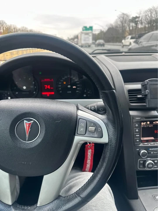 2009 Pontiac G8 - Image 2 of 6