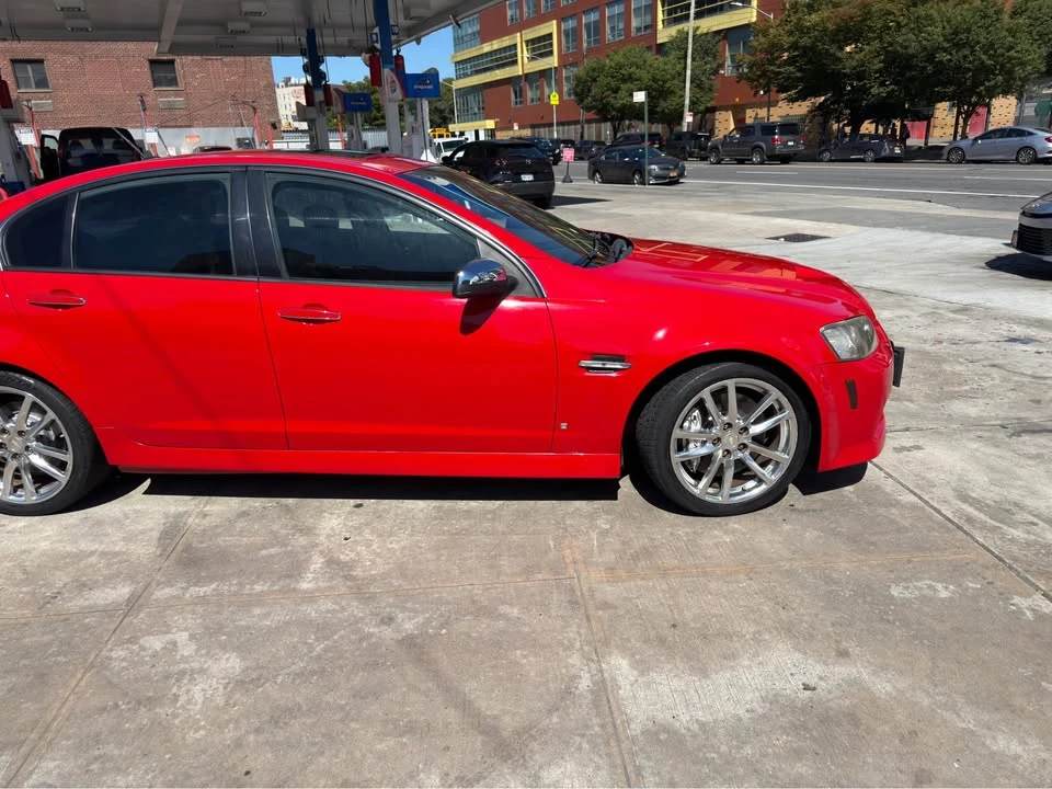 2009 Pontiac G8 - Image 2 of 12