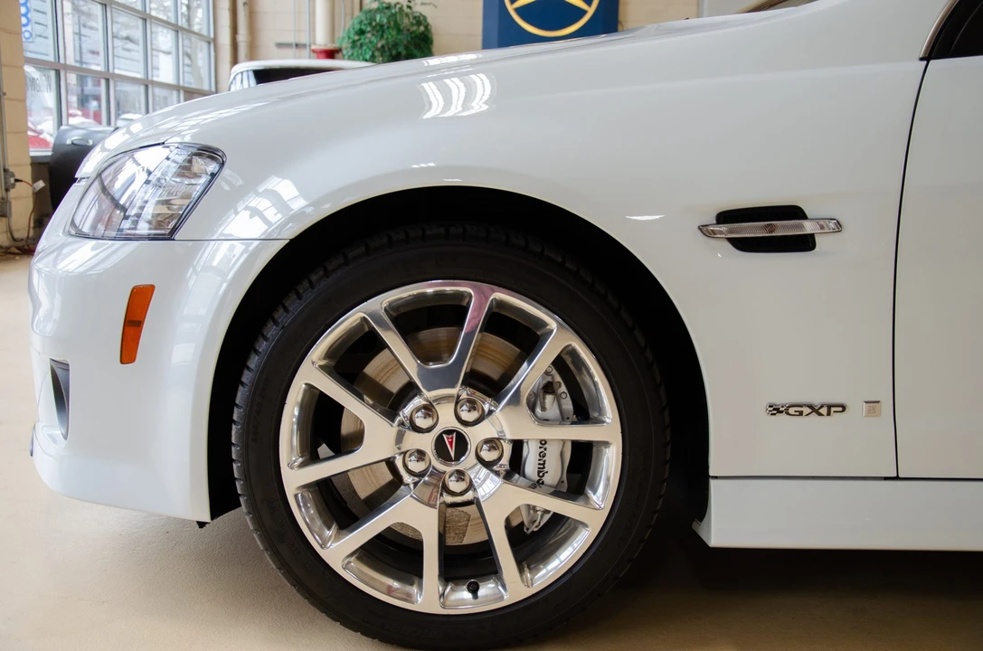2009 Pontiac G8 - Image 9 of 31