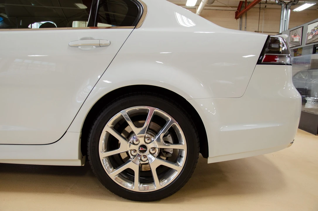 2009 Pontiac G8 - Image 10 of 31