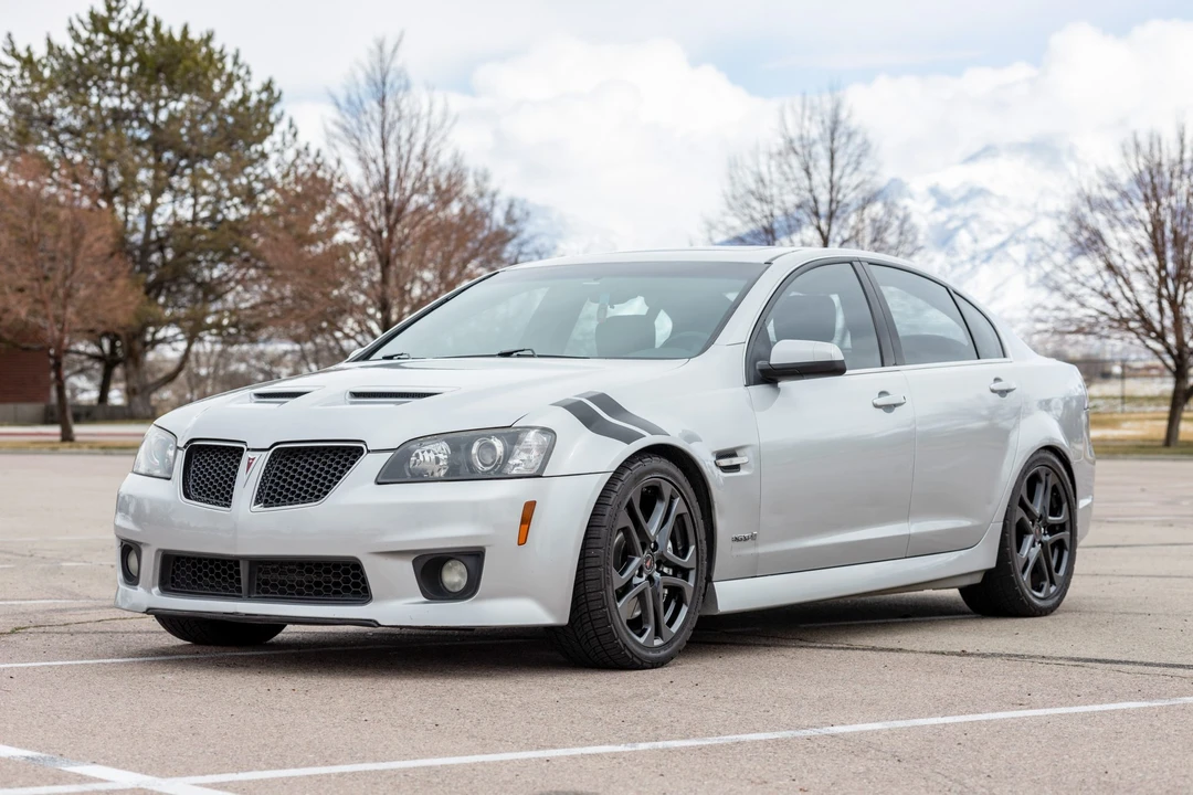 2009 Pontiac G8 - Image 2 of 31