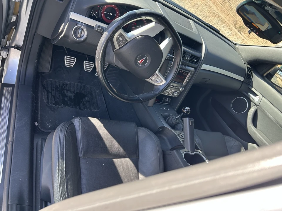 2009 Pontiac G8 - Image 11 of 17