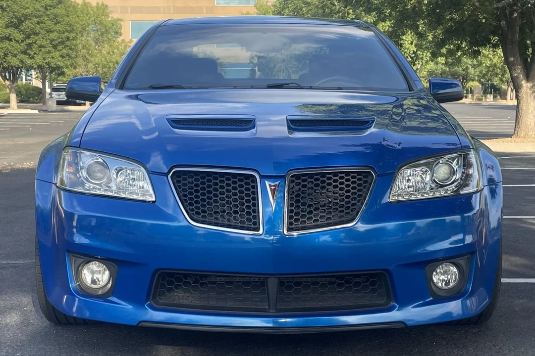 2009 Pontiac G8 - Image 2 of 31