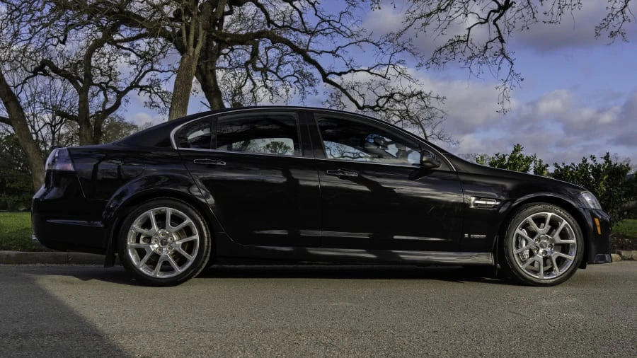2009 Pontiac G8 - Image 2 of 31