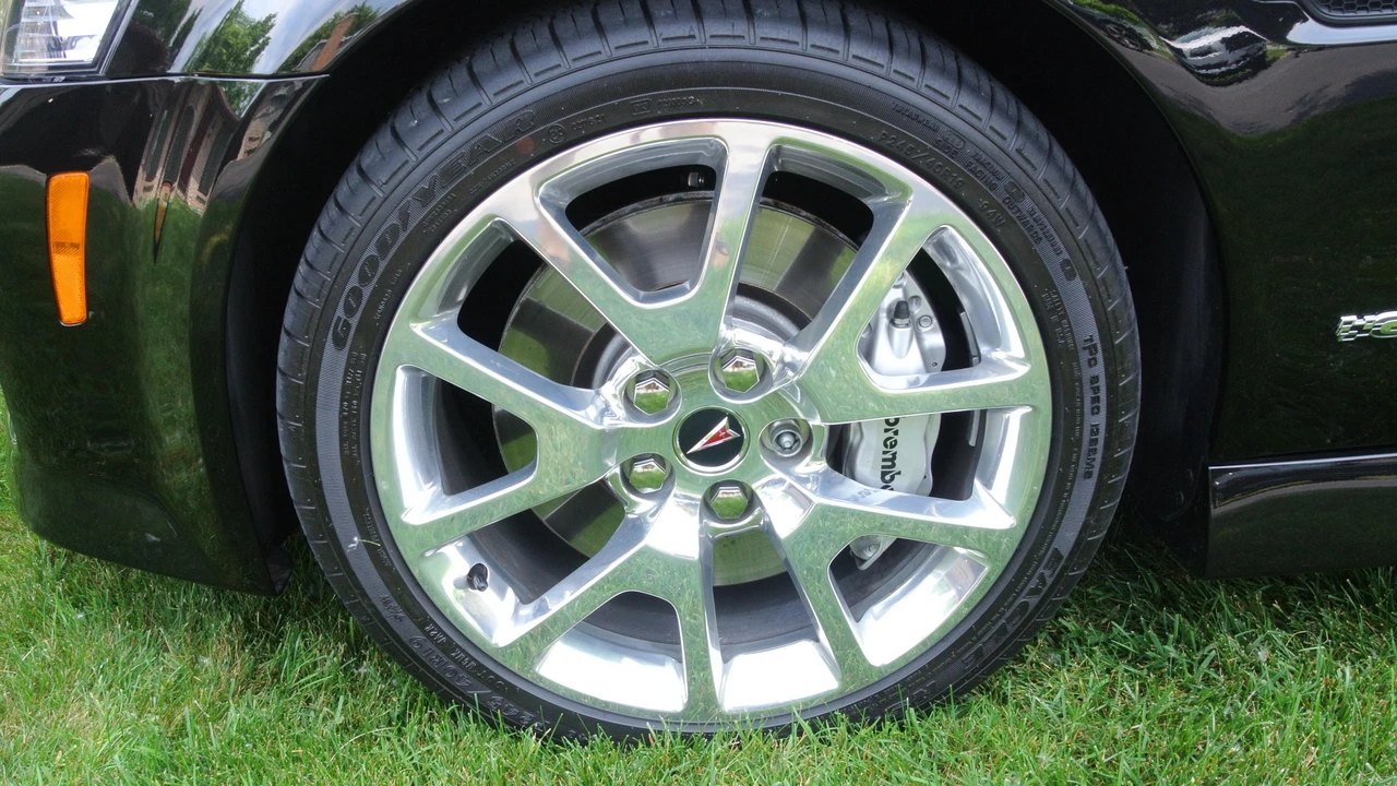 2009 Pontiac G8 - Image 24 of 31