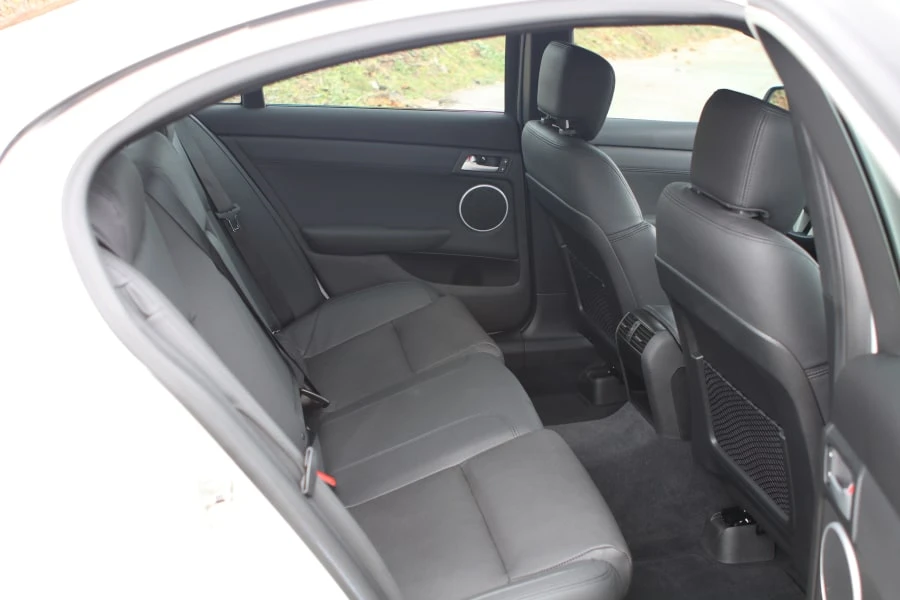 2009 Pontiac G8 - Image 9 of 31