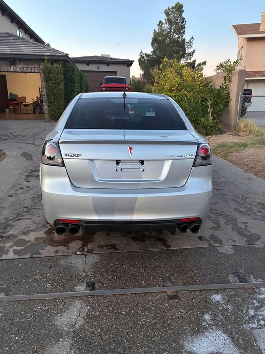 2009 Pontiac G8 - Image 2 of 8