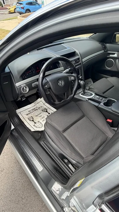 2009 Pontiac G8 - Image 2 of 9