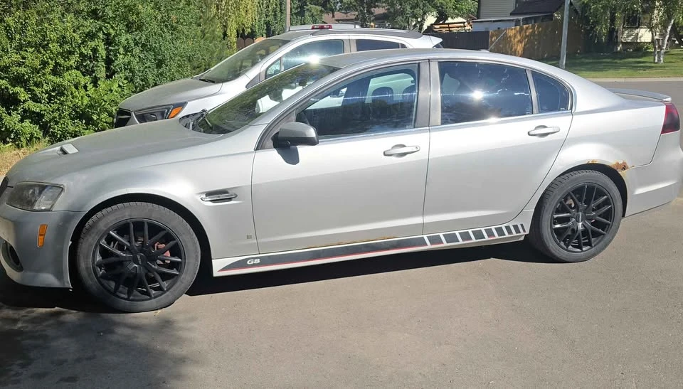 2009 Pontiac G8 - Image 2 of 11