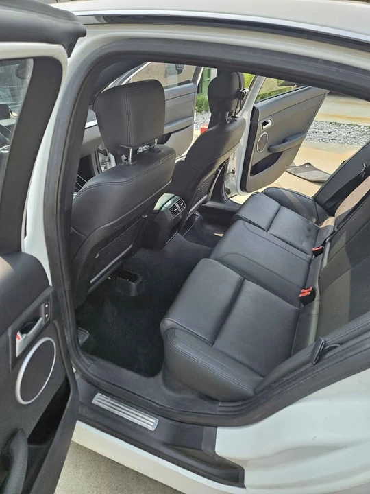 2009 Pontiac G8 - Image 4 of 10