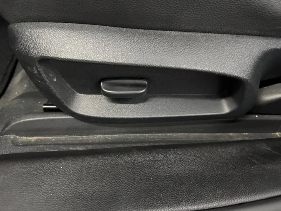 2009 Pontiac G8 - Image 12 of 20
