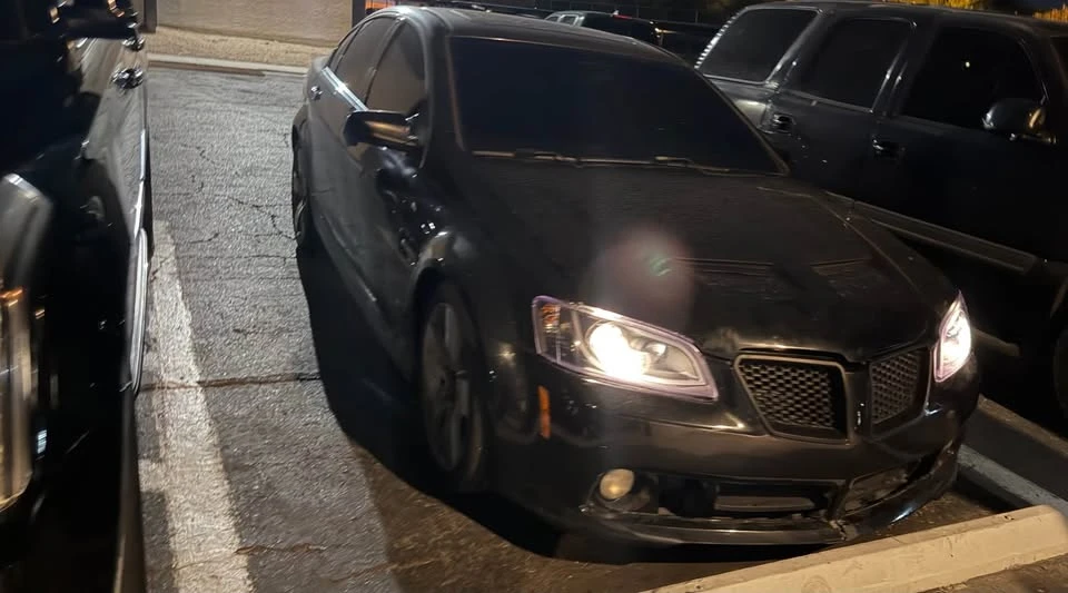 2009 Pontiac G8 - Image 2 of 3