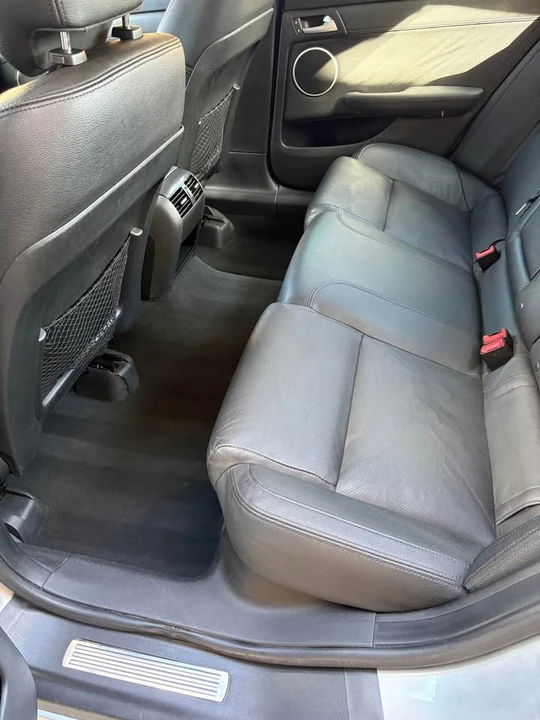 2009 Pontiac G8 - Image 6 of 7