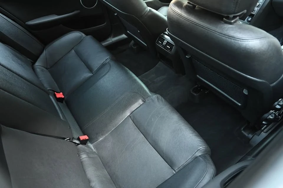 2009 Pontiac G8 - Image 14 of 20