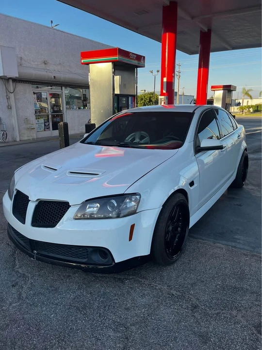 2009 Pontiac G8 - Image 2 of 4