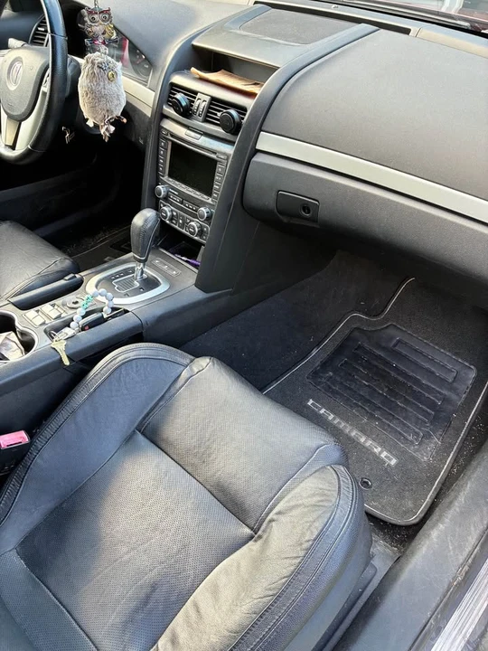2009 Pontiac G8 - Image 8 of 17