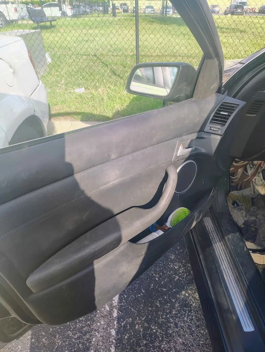 2009 Pontiac G8 - Image 14 of 14