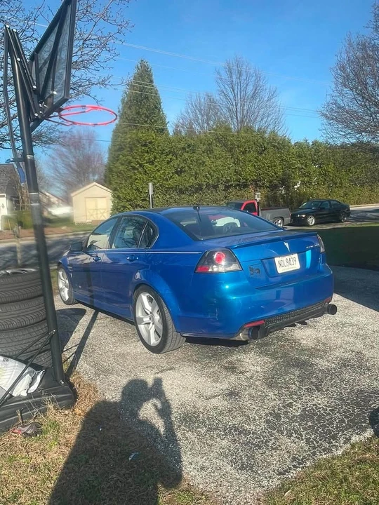 2009 Pontiac G8 - Image 2 of 5