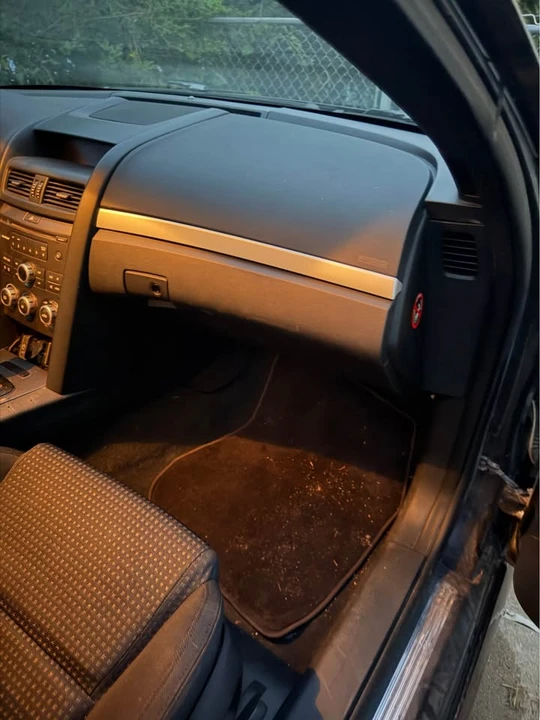 2009 Pontiac G8 - Image 13 of 16