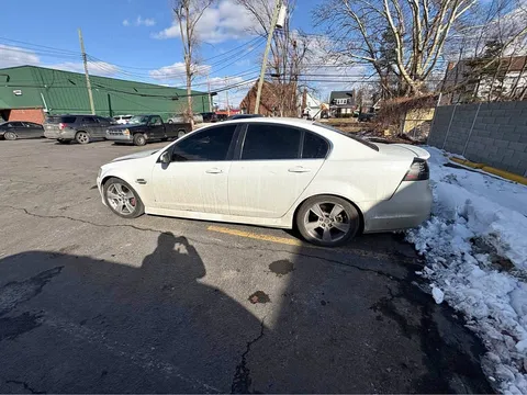 2009 Pontiac G8 Sedan 4D