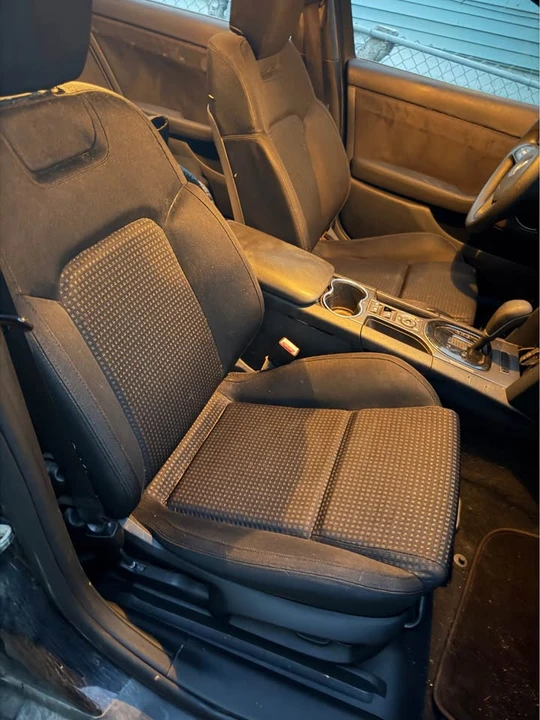 2009 Pontiac G8 - Image 12 of 16