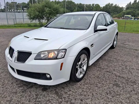 2009 Pontiac G8 Sedan 4D