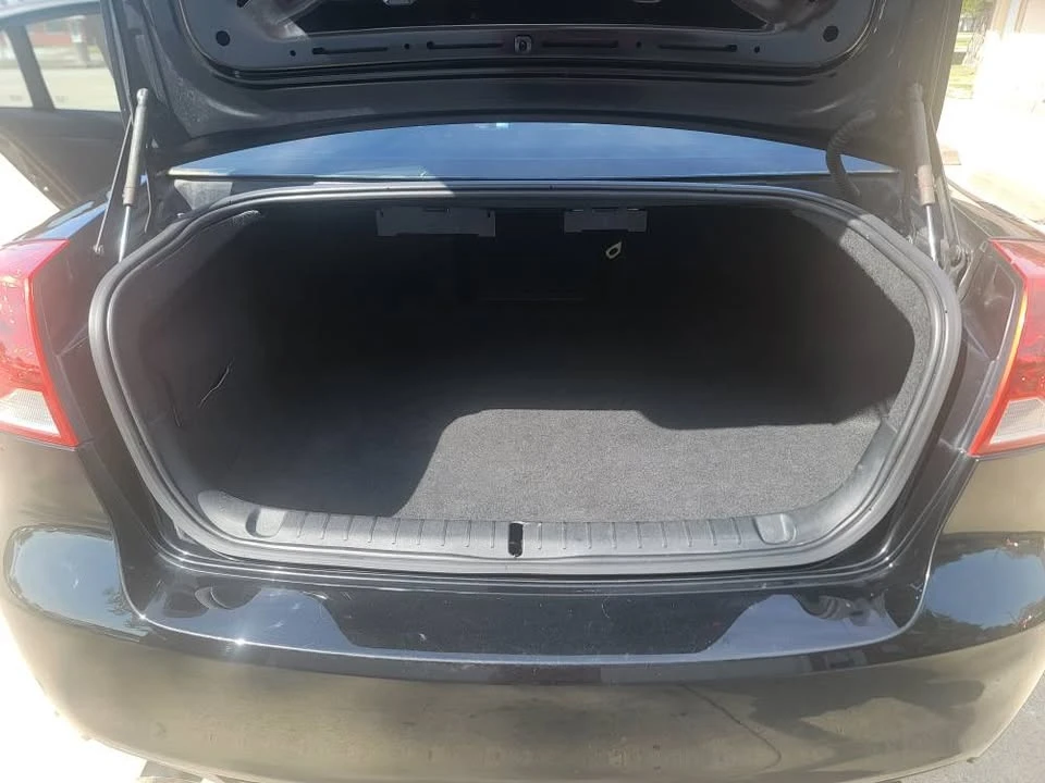 2009 Pontiac G8 - Image 13 of 13