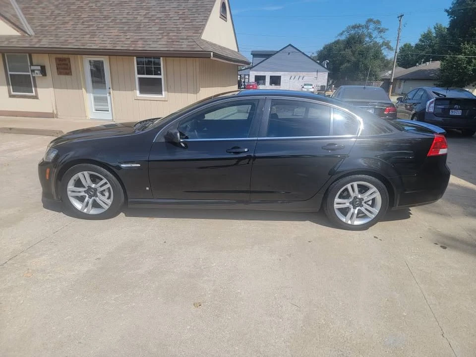 2009 Pontiac G8 - Image 2 of 13