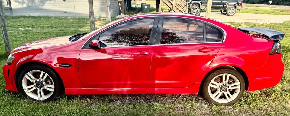 2009 Pontiac G8 - Image 2 of 3