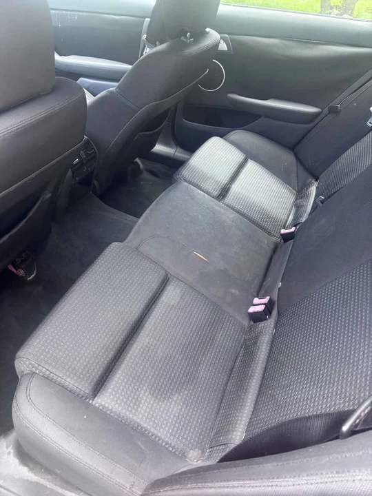 2009 Pontiac G8 - Image 6 of 6