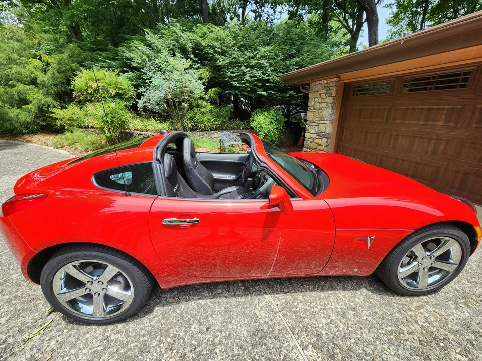 2009 Pontiac Solstice GXP - Image 5 of 20