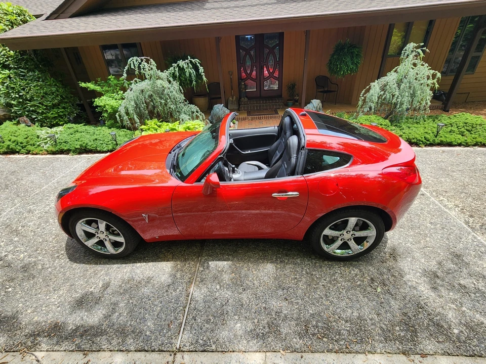 2009 Pontiac Solstice GXP - Image 3 of 20