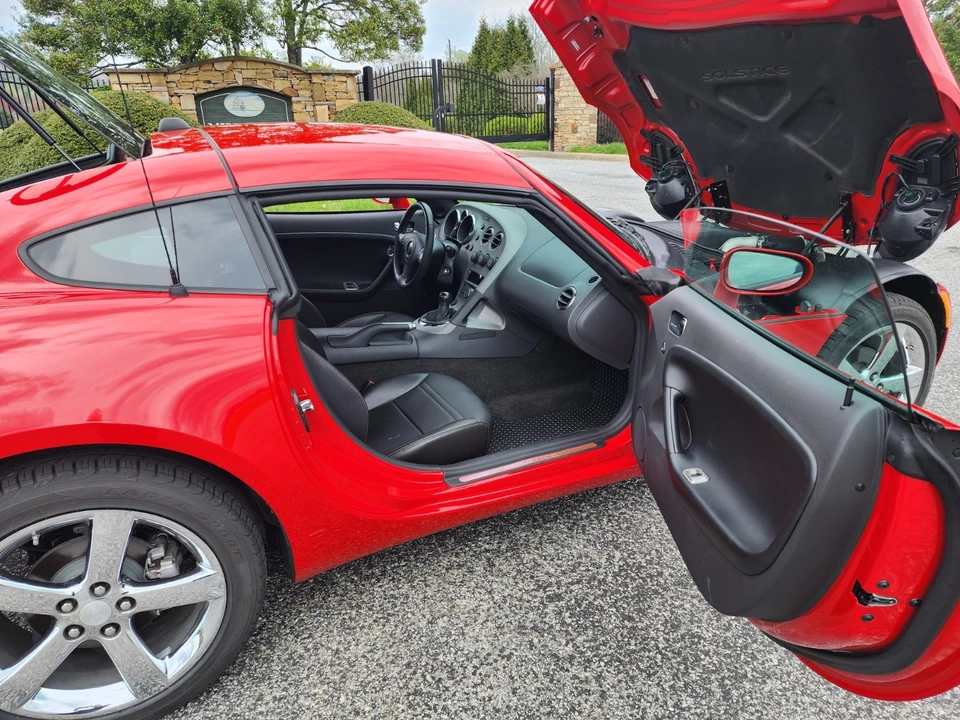 2009 Pontiac Solstice GXP - Image 10 of 20